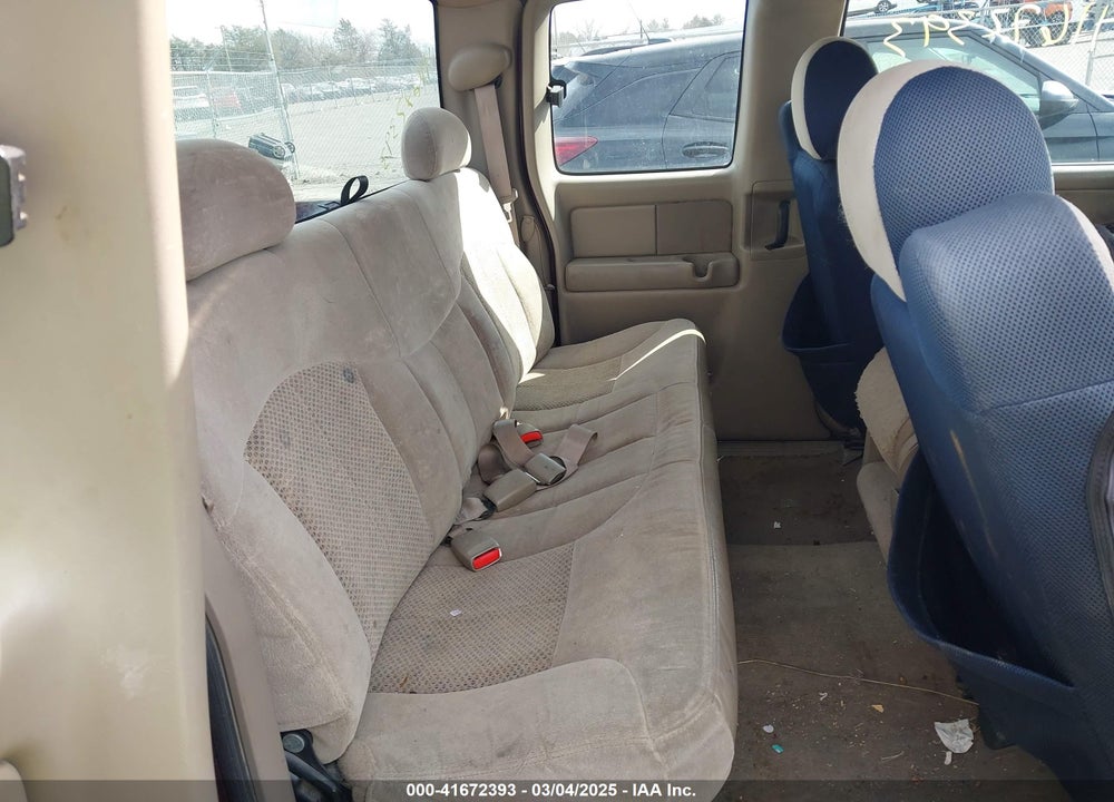 2001 CHEVROLET SILVERADO 1500 VIN: 1GCEK19T01E207687
