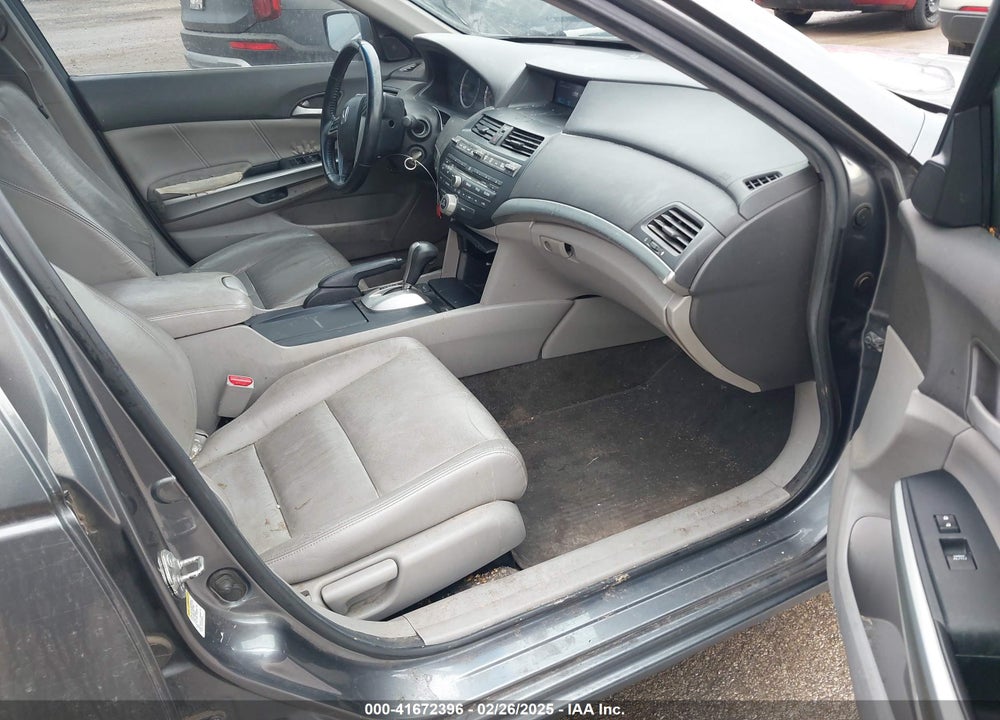 2010 HONDA ACCORD 2.4 EX-L VIN: 1HGCP2F86AA122442