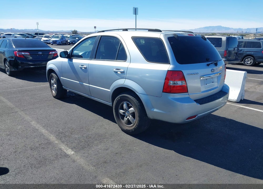 2008 KIA SORENTO VIN: KNDJD735885763763