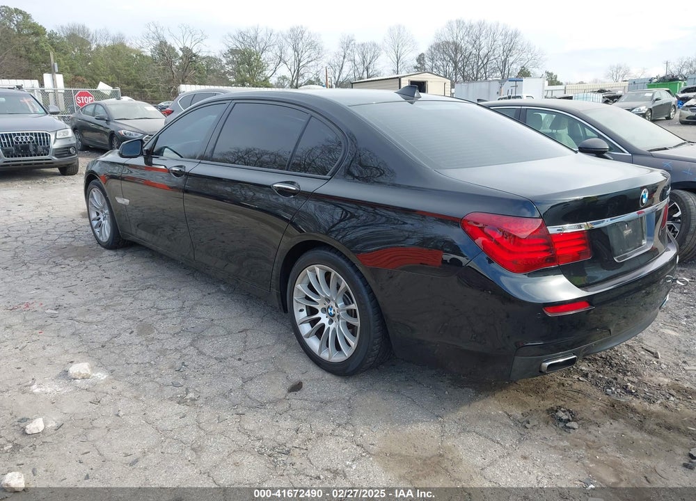 2013 BMW 750LI VIN: WBAYE8C53DD133387
