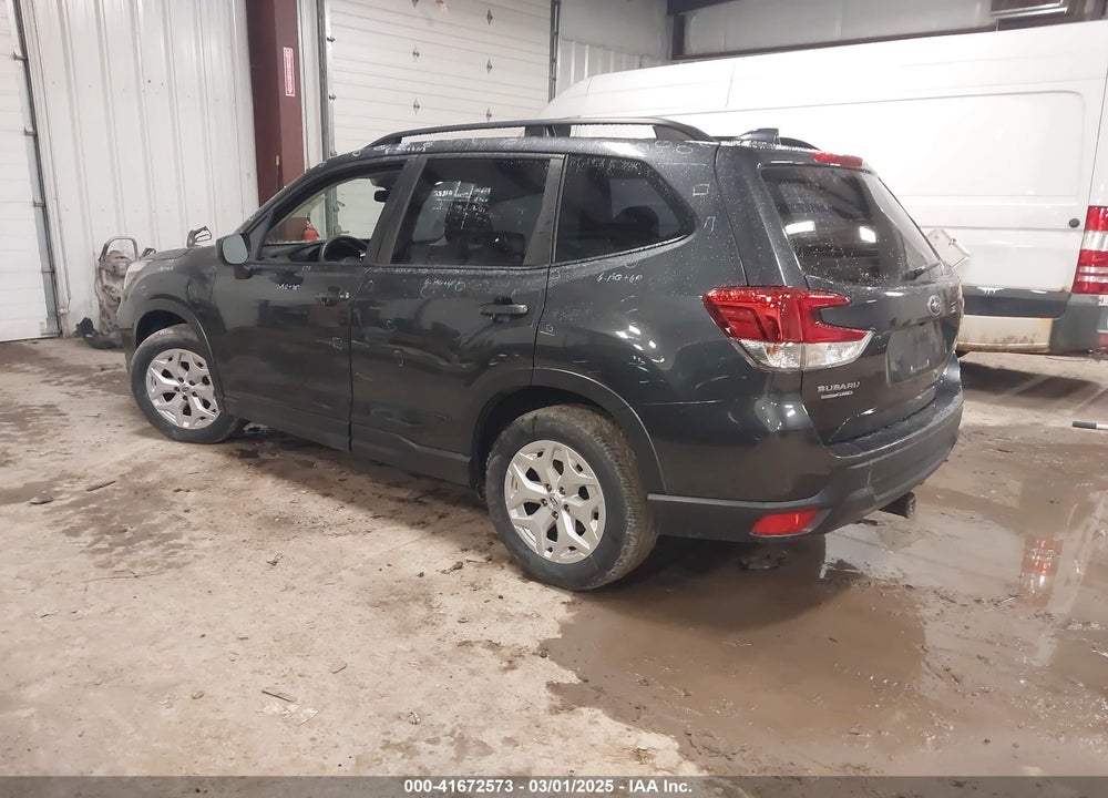 2019 SUBARU FORESTER VIN: JF2SKACC8KH586175