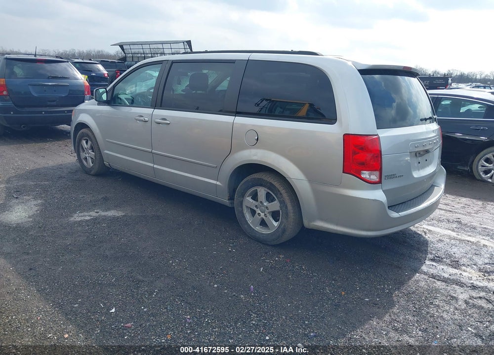 2011 DODGE GRAND CARAVAN MAINSTREET VIN: 2D4RN3DG7BR638940