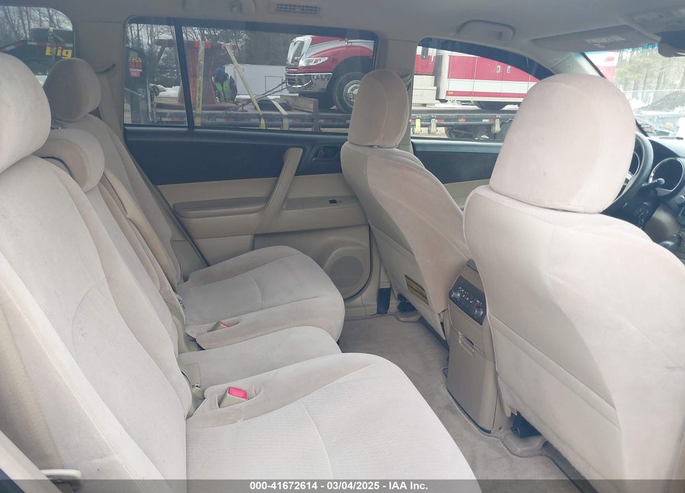 2009 TOYOTA HIGHLANDER VIN: JTEES41A892127963
