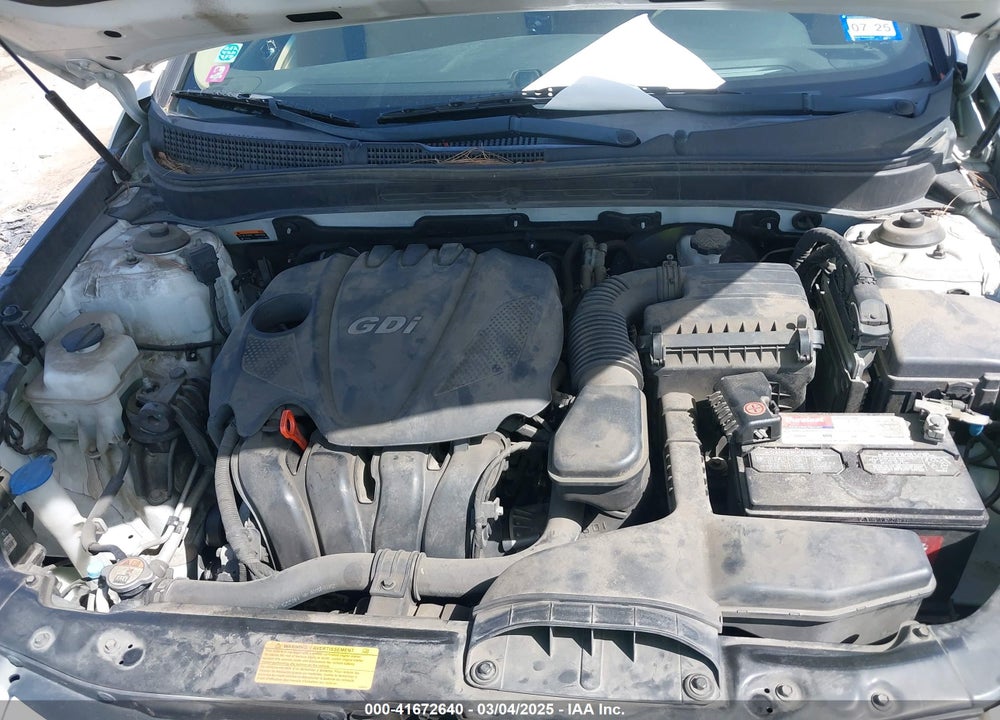 2014 HYUNDAI SONATA VIN: 5NPEB4AC8EH930240