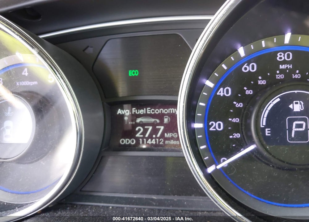 2014 HYUNDAI SONATA VIN: 5NPEB4AC8EH930240