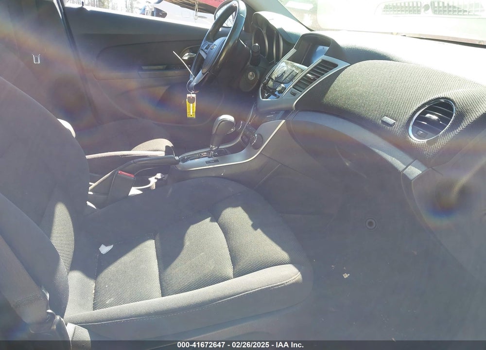 2014 CHEVROLET CRUZE VIN: 1G1PC5SB0E7437134