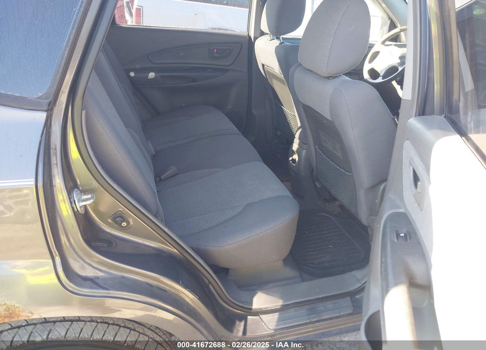2008 HYUNDAI TUCSON GLS VIN: KM8JM12B18U715365