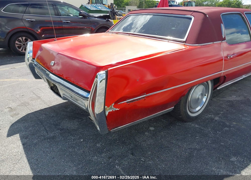 1972 CADILLAC 4 DOOR SEDAN VIN: 6B69R2Q184718