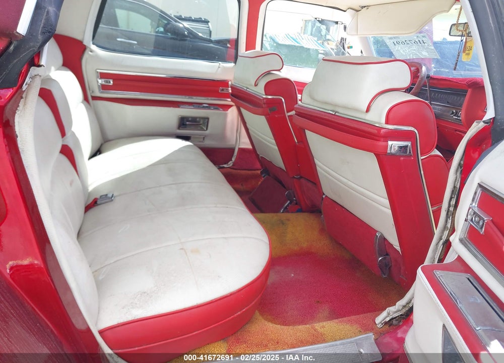 1972 CADILLAC 4 DOOR SEDAN VIN: 6B69R2Q184718