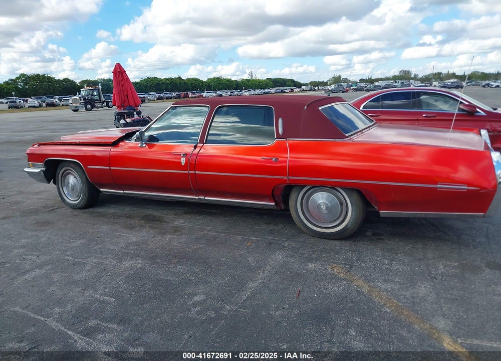1972 CADILLAC 4 DOOR SEDAN VIN: 6B69R2Q184718