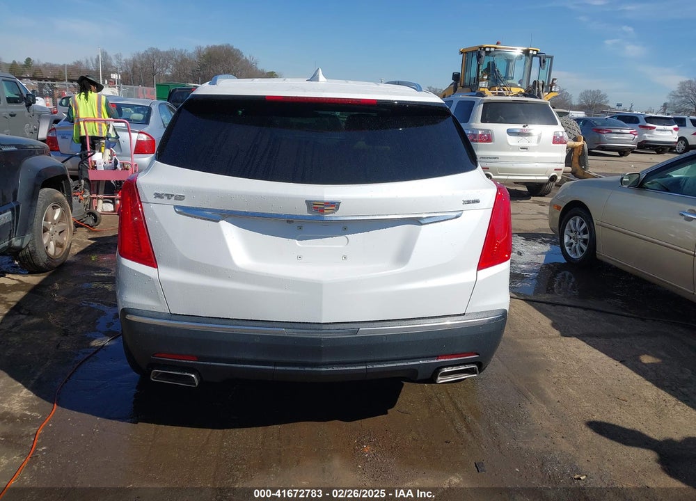 2018 CADILLAC XT5 VIN: 1GYKNERS2JZ176146
