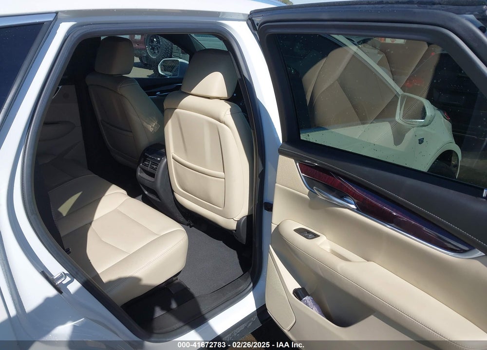 2018 CADILLAC XT5 VIN: 1GYKNERS2JZ176146