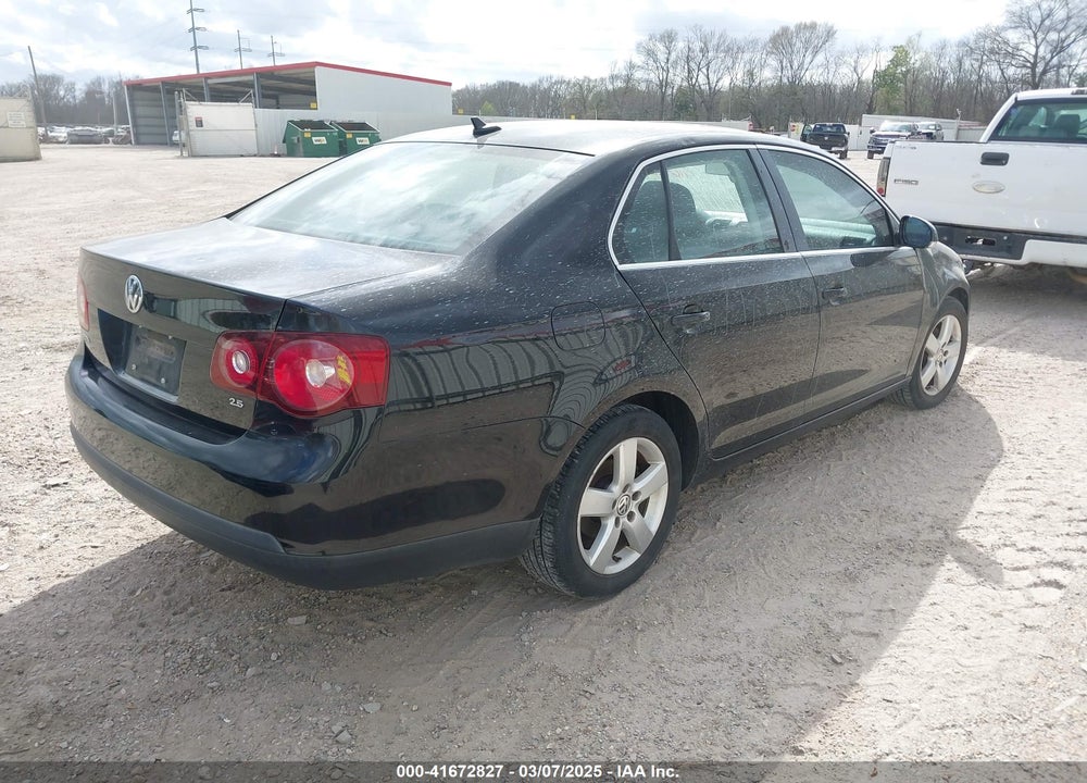 2008 VOLKSWAGEN JETTA VIN: 3VWRM71K48M158464