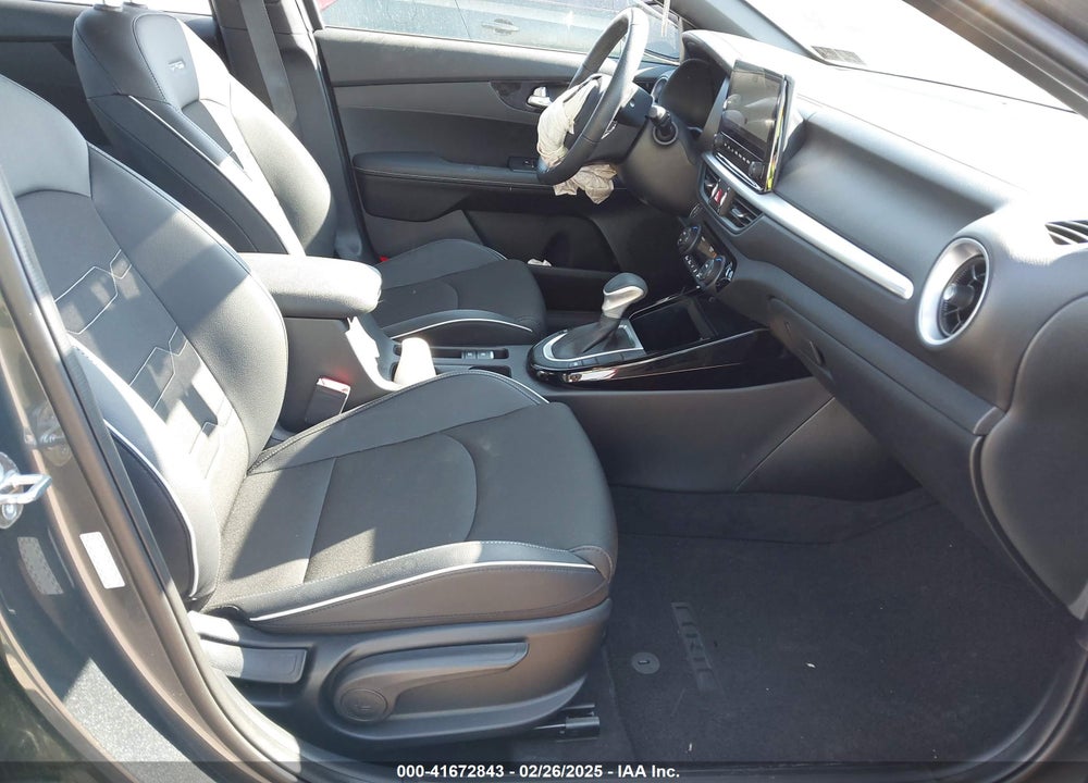 2023 KIA FORTE VIN: 3KPF54AD8PE666657