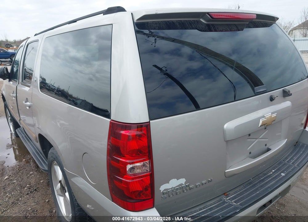 2007 CHEVROLET SUBURBAN 1500 VIN: 3GNFC16J37G135171