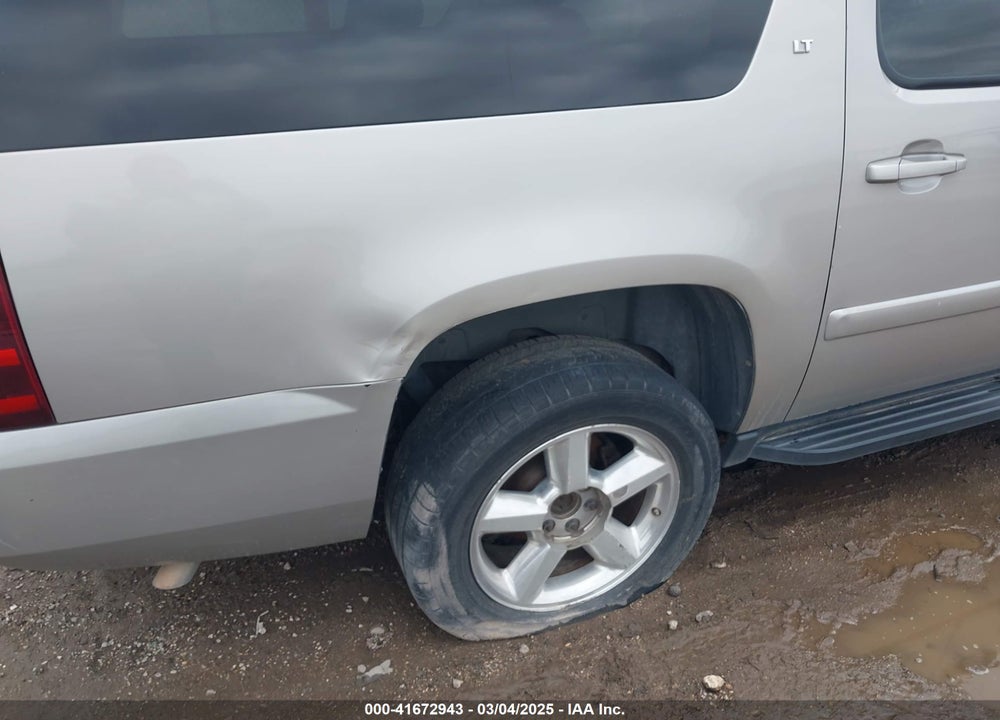 2007 CHEVROLET SUBURBAN 1500 VIN: 3GNFC16J37G135171
