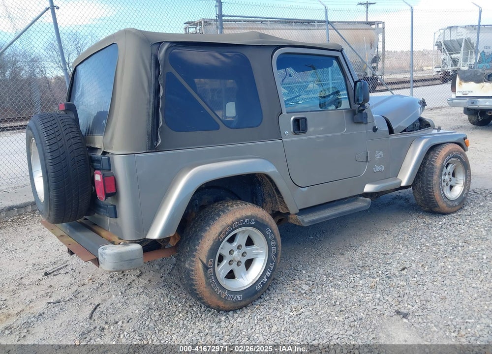 2004 JEEP WRANGLER SAHARA VIN: 1J4FA59S94P770777