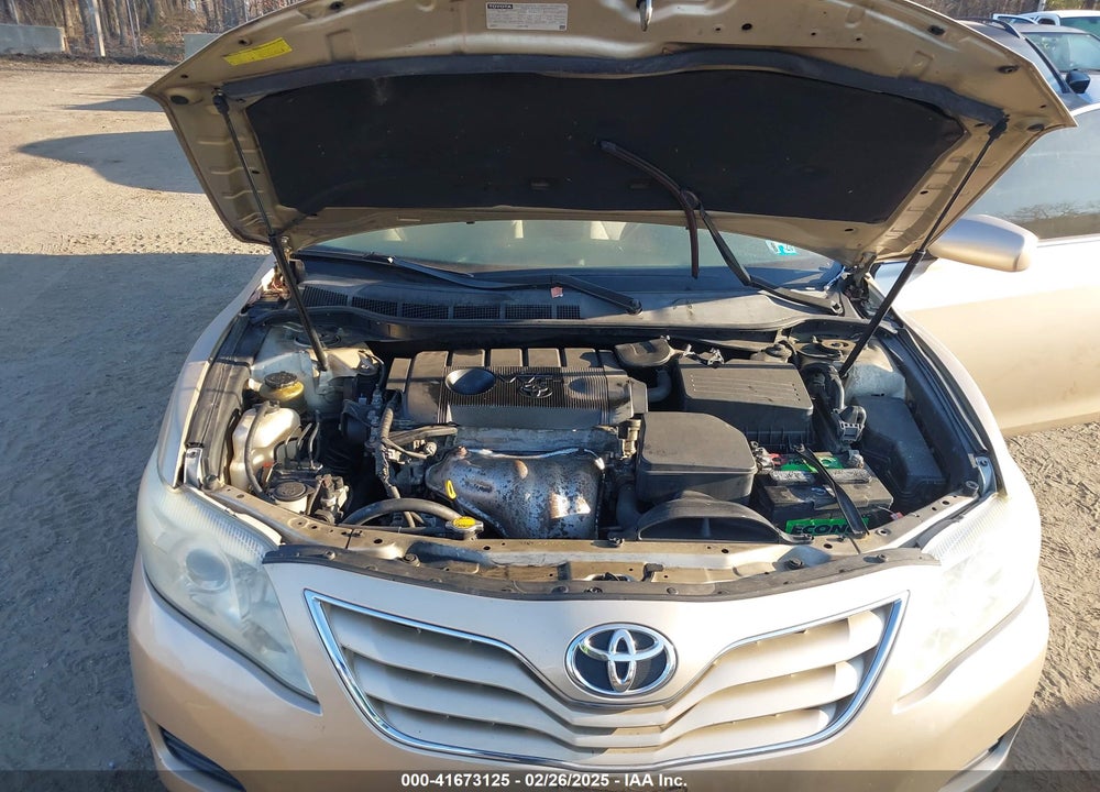 2011 TOYOTA CAMRY LE VIN: 4T1BF3EK5BU624614