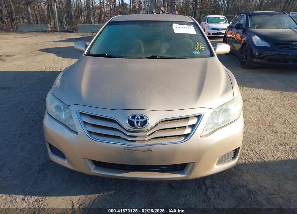 2011 TOYOTA CAMRY LE VIN: 4T1BF3EK5BU624614