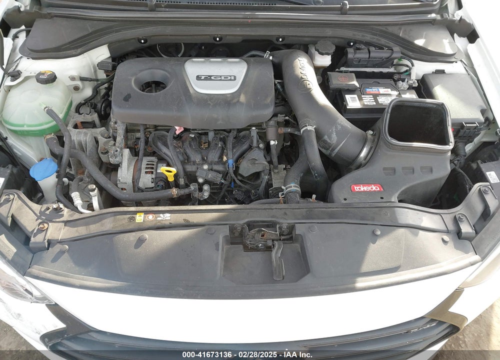 2017 HYUNDAI ELANTRA VIN: KMHD04LB2HU321608
