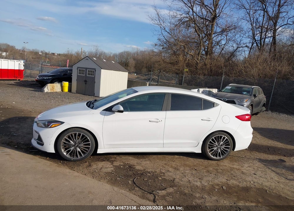 2017 HYUNDAI ELANTRA VIN: KMHD04LB2HU321608
