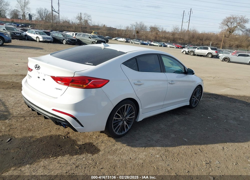 2017 HYUNDAI ELANTRA VIN: KMHD04LB2HU321608