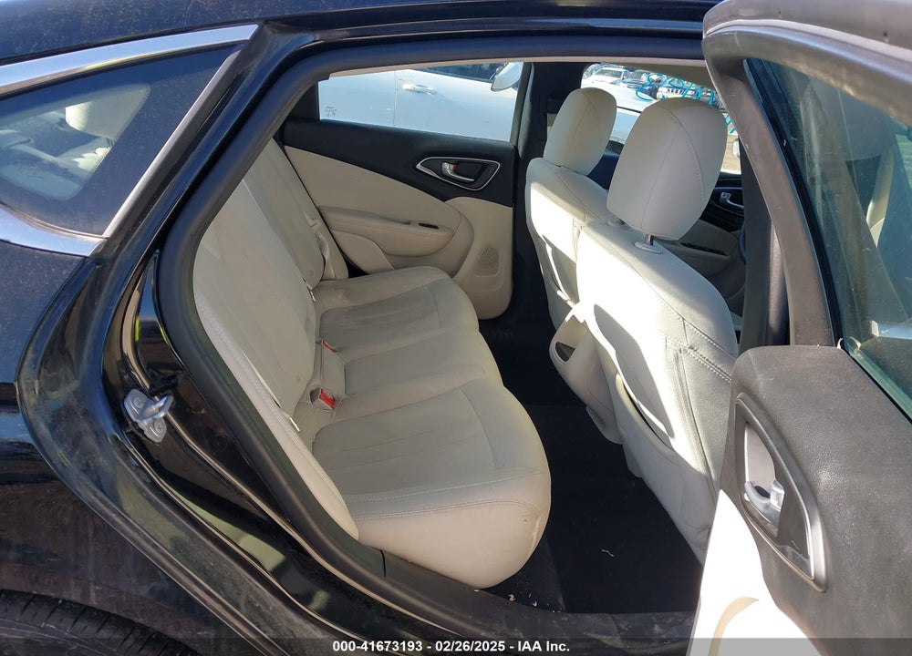 2016 CHRYSLER 200 LIMITED VIN: 1C3CCCAB9GN191201