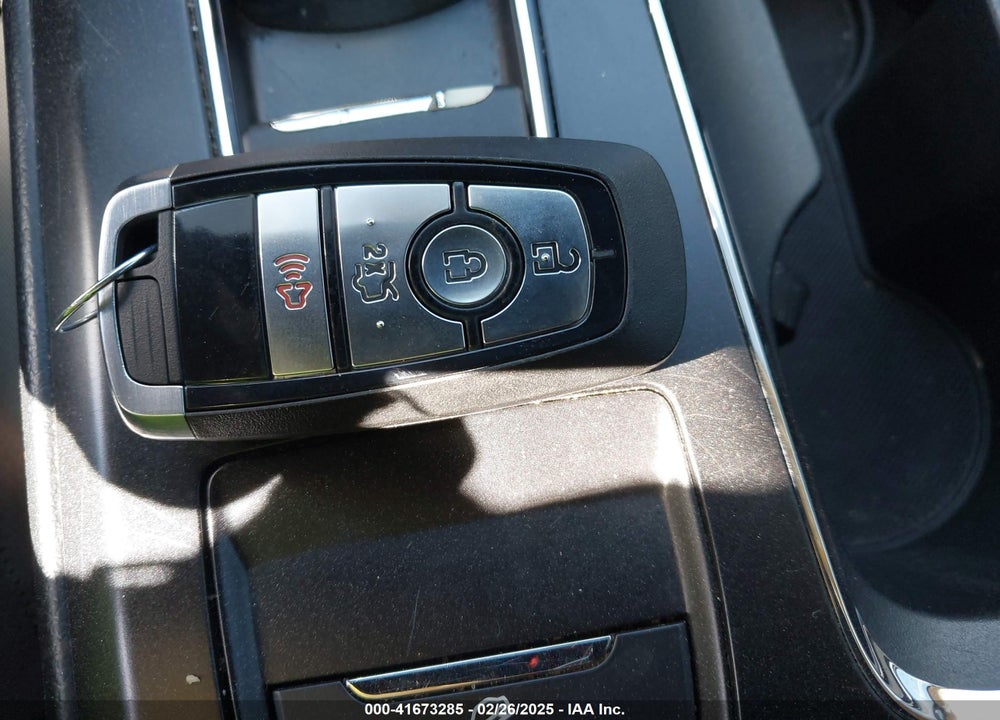 2018 FORD FUSION VIN: 3FA6P0G75JR273385