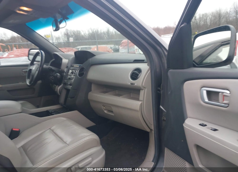 2012 HONDA PILOT EX-L VIN: 5FNYF4H59CB038311