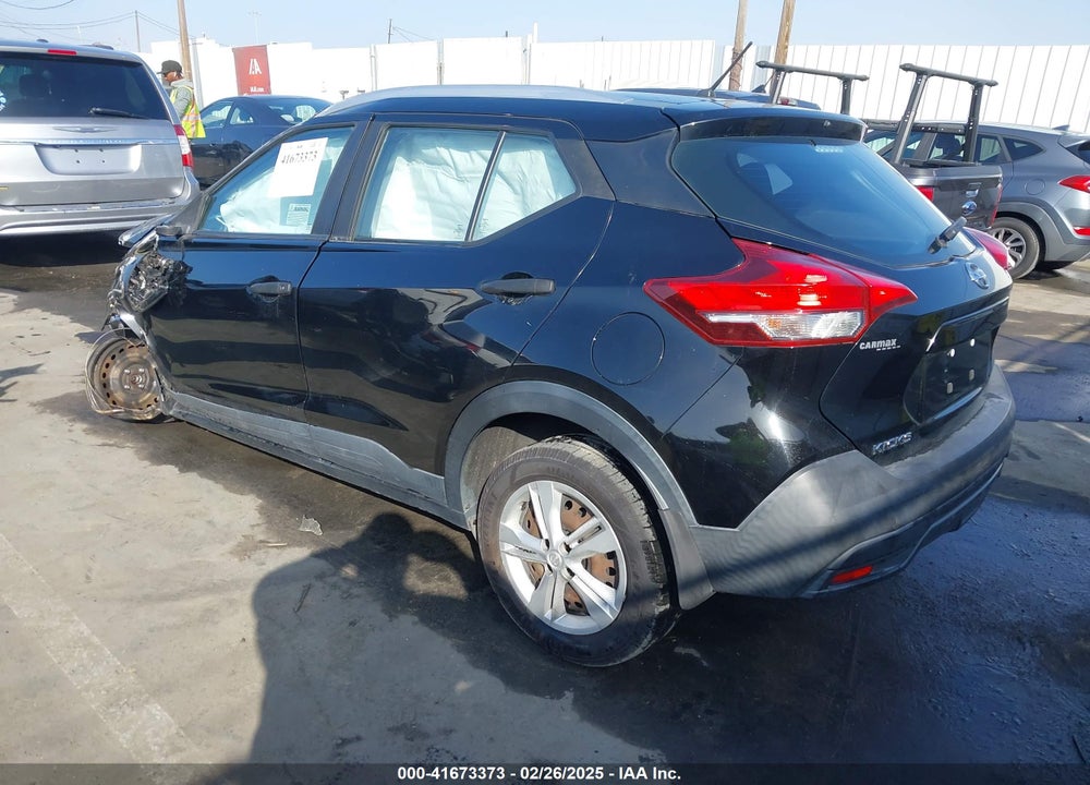 2019 NISSAN KICKS VIN: 3N1CP5CU1KL564723