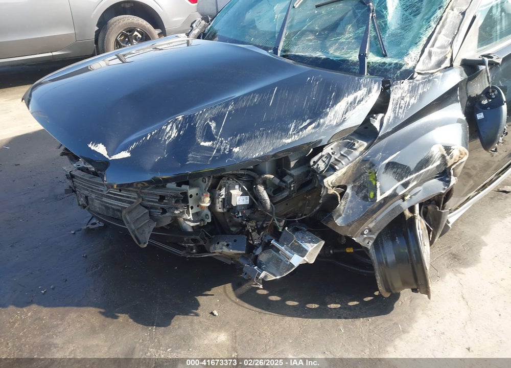 2019 NISSAN KICKS VIN: 3N1CP5CU1KL564723
