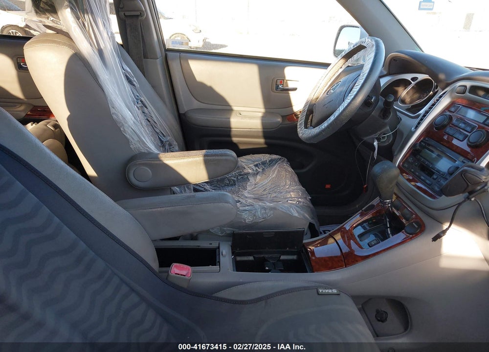2005 TOYOTA HIGHLANDER VIN: JTEDP21A350050152