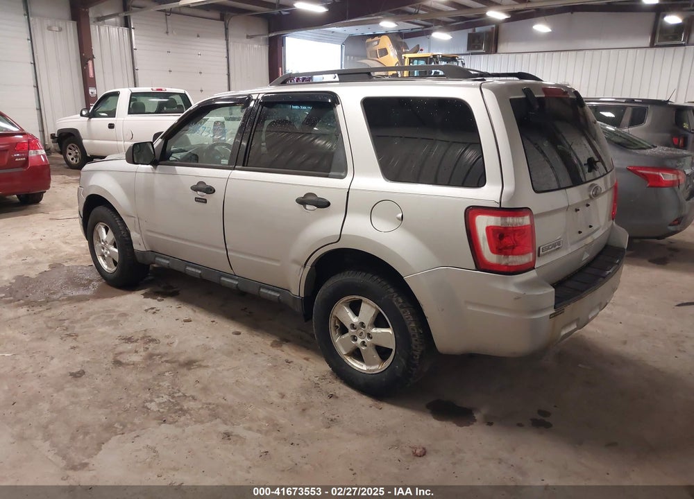 2010 FORD ESCAPE VIN: 1FMCU0D7XAKD38371