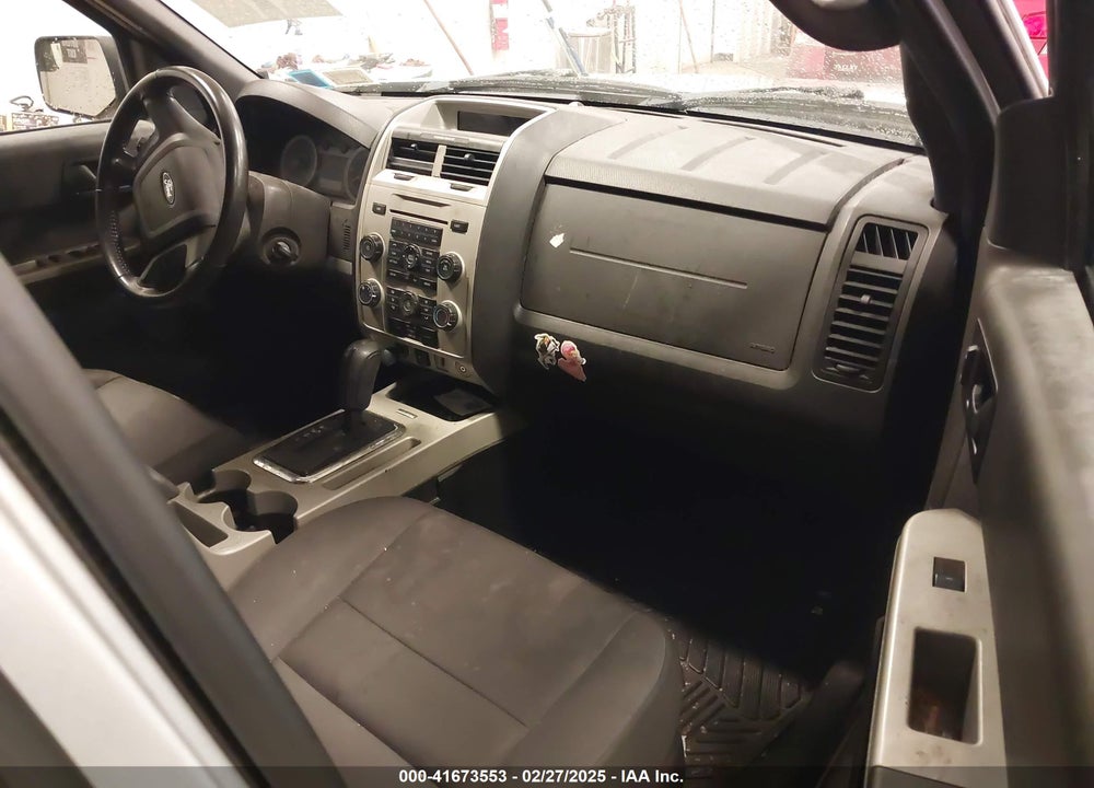 2010 FORD ESCAPE VIN: 1FMCU0D7XAKD38371