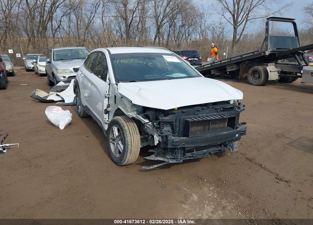 2020 HYUNDAI KONA SE VIN: KM8K1CAA0LU444678