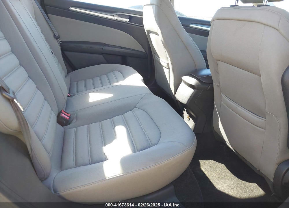 2013 FORD FUSION VIN: 3FA6P0G73DR127958