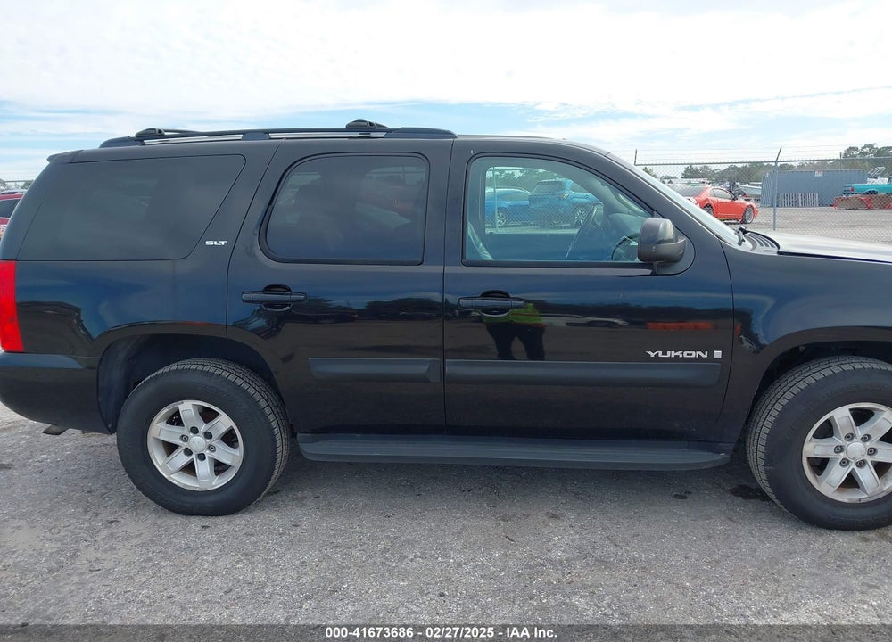 2009 GMC YUKON SLT2 VIN: 1GKFK33049R209059