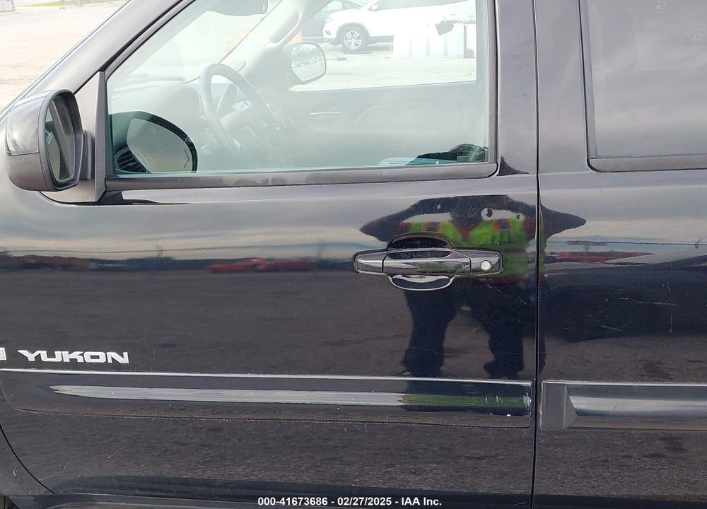 2009 GMC YUKON SLT2 VIN: 1GKFK33049R209059