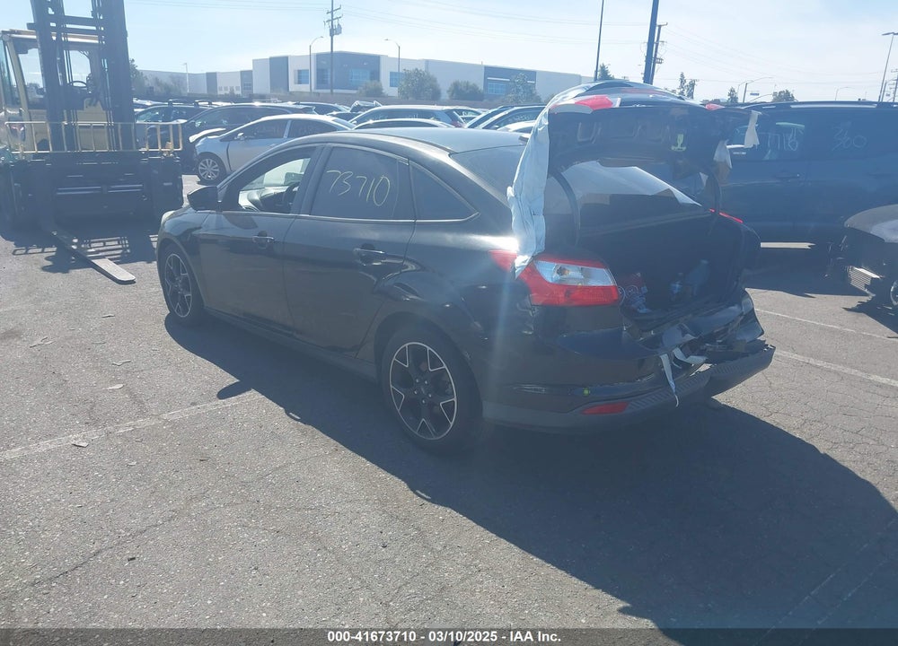 2014 FORD FOCUS VIN: 1FADP3F27EL111583