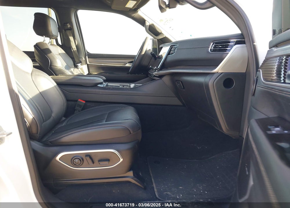 2024 JEEP WAGONEER VIN: 1C4SJRBPXRS165267