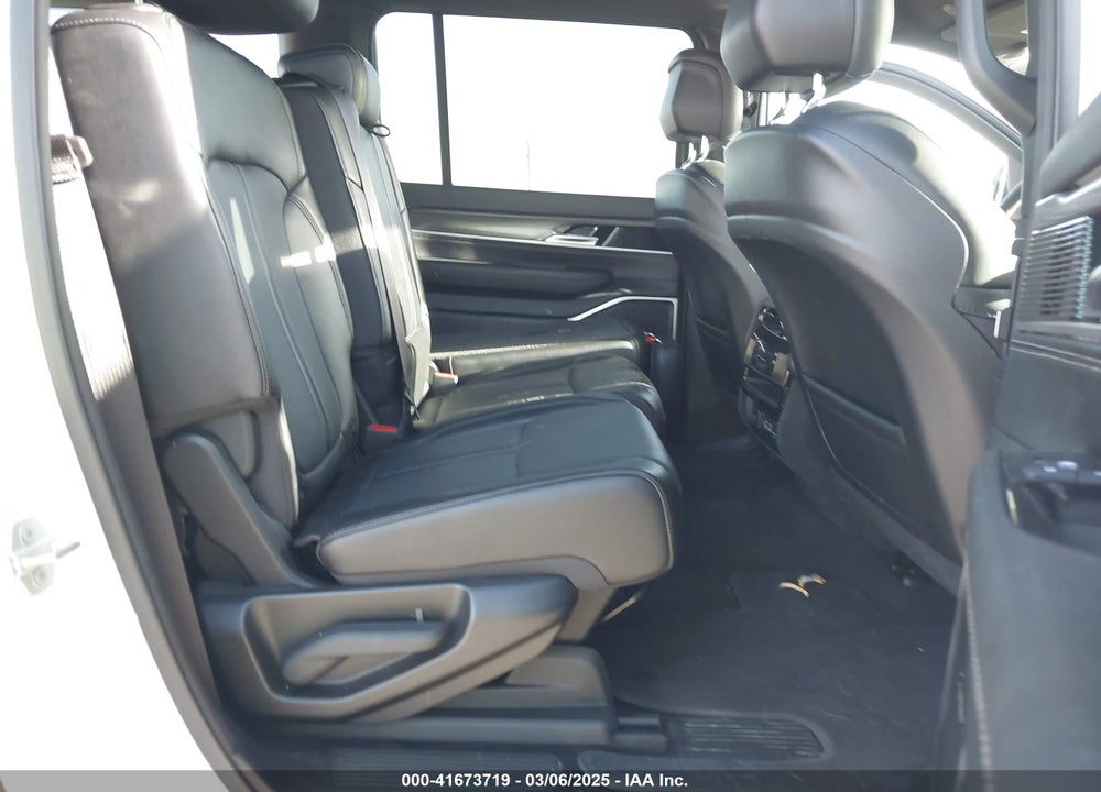2024 JEEP WAGONEER VIN: 1C4SJRBPXRS165267