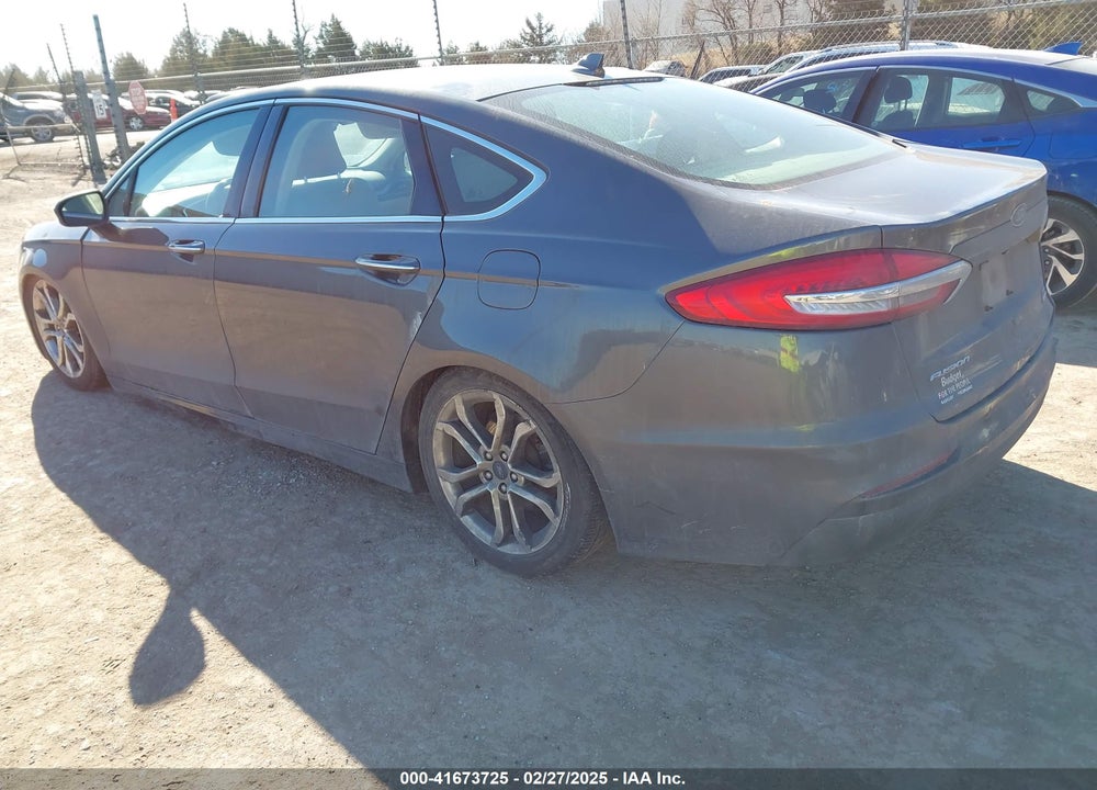 2019 FORD FUSION VIN: 3FA6P0CD2KR238123