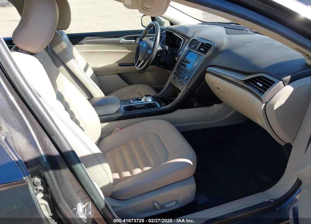 2019 FORD FUSION VIN: 3FA6P0CD2KR238123
