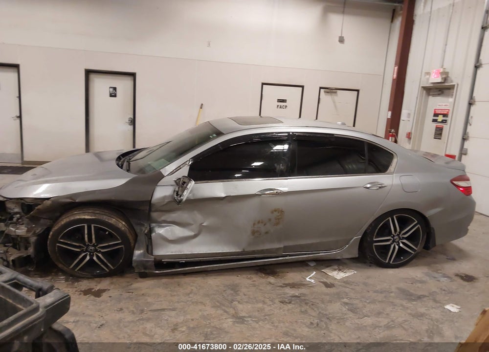 2017 HONDA ACCORD VIN: 1HGCR3F93HA045483