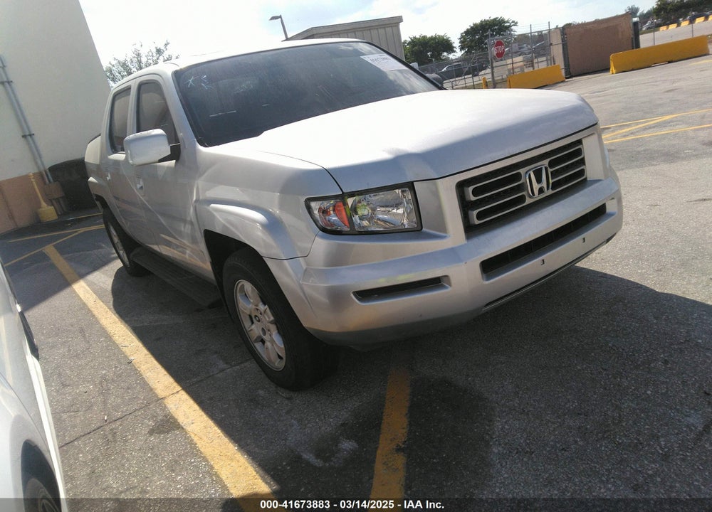 2006 HONDA RIDGELINE RTL VIN: 2HJYK16546H572369