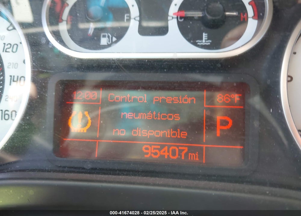 2014 FIAT 500L VIN: ZFBCFABH4EZ005079