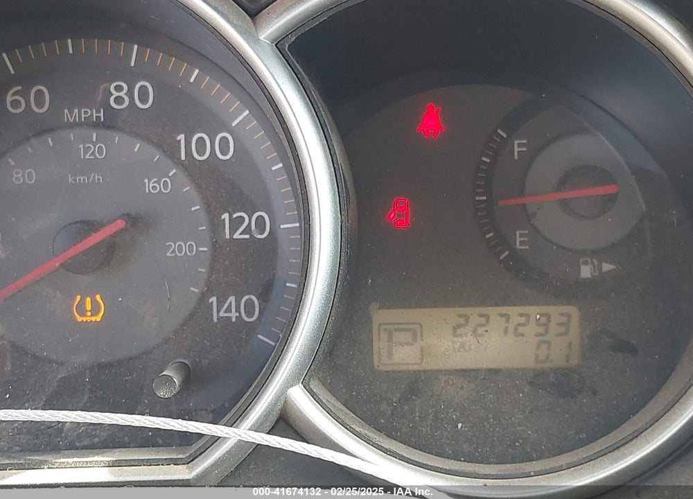 2008 NISSAN VERSA VIN: 3N1BC13E18L423197