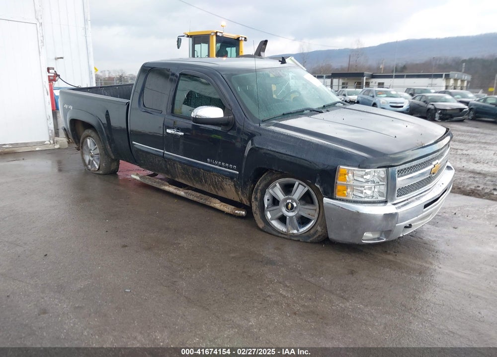 2013 CHEVROLET SILVERADO 1500 LT VIN: 1GCRKSE7XDZ175988