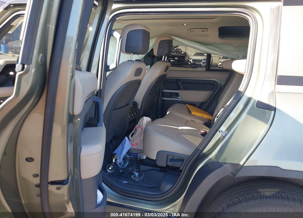 2020 LAND ROVER DEFENDER VIN: SALE9EEU2L2027089