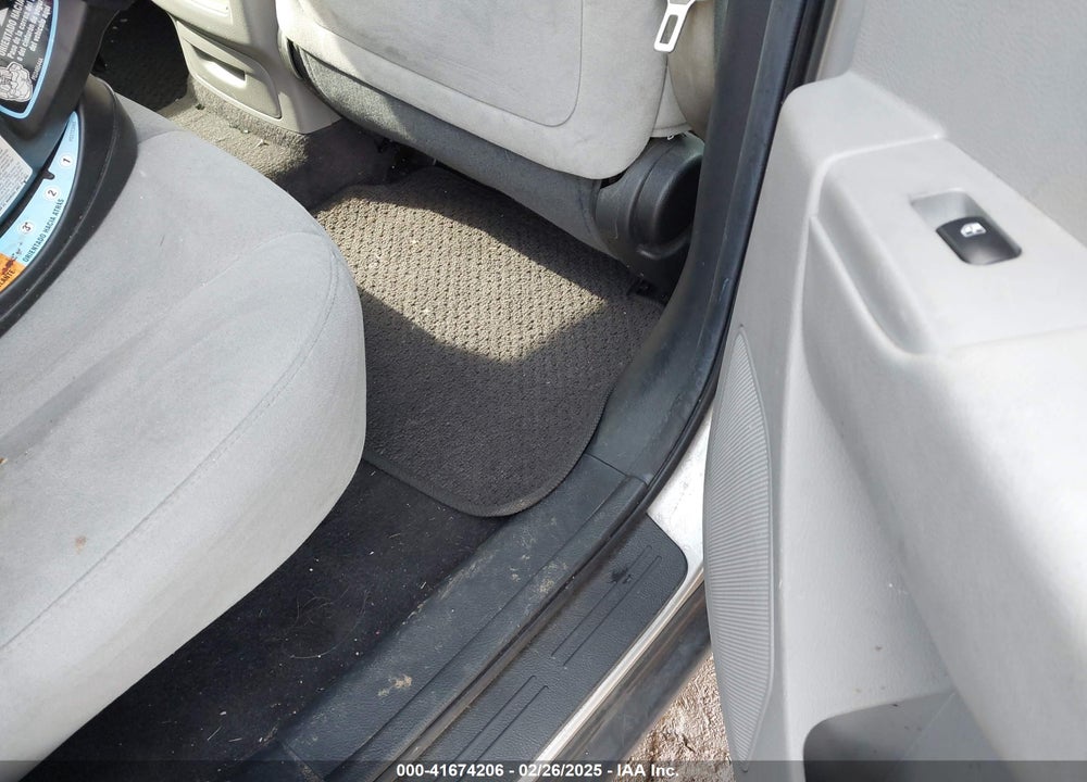2009 HYUNDAI SANTA FE VIN: 5NMSG73D09H258110